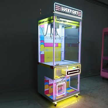 LUCKY-GIFT Claw Machine