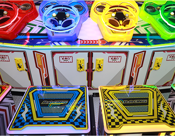 SIMULATOR GAME SERIES-Family-Racing-for-Four
